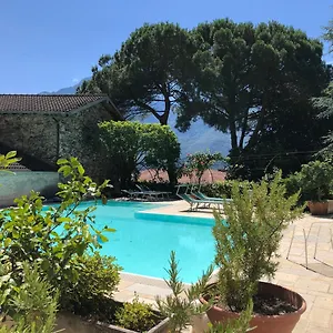 https://villa-eden-jacuzzi-pool-private-parking.it-lombardy.com
